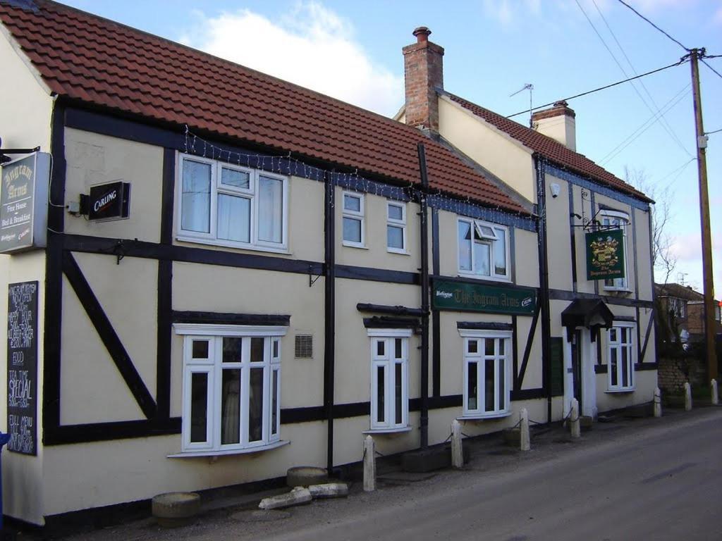 The Ingram Arms Hotel Laughton  Exterior photo
